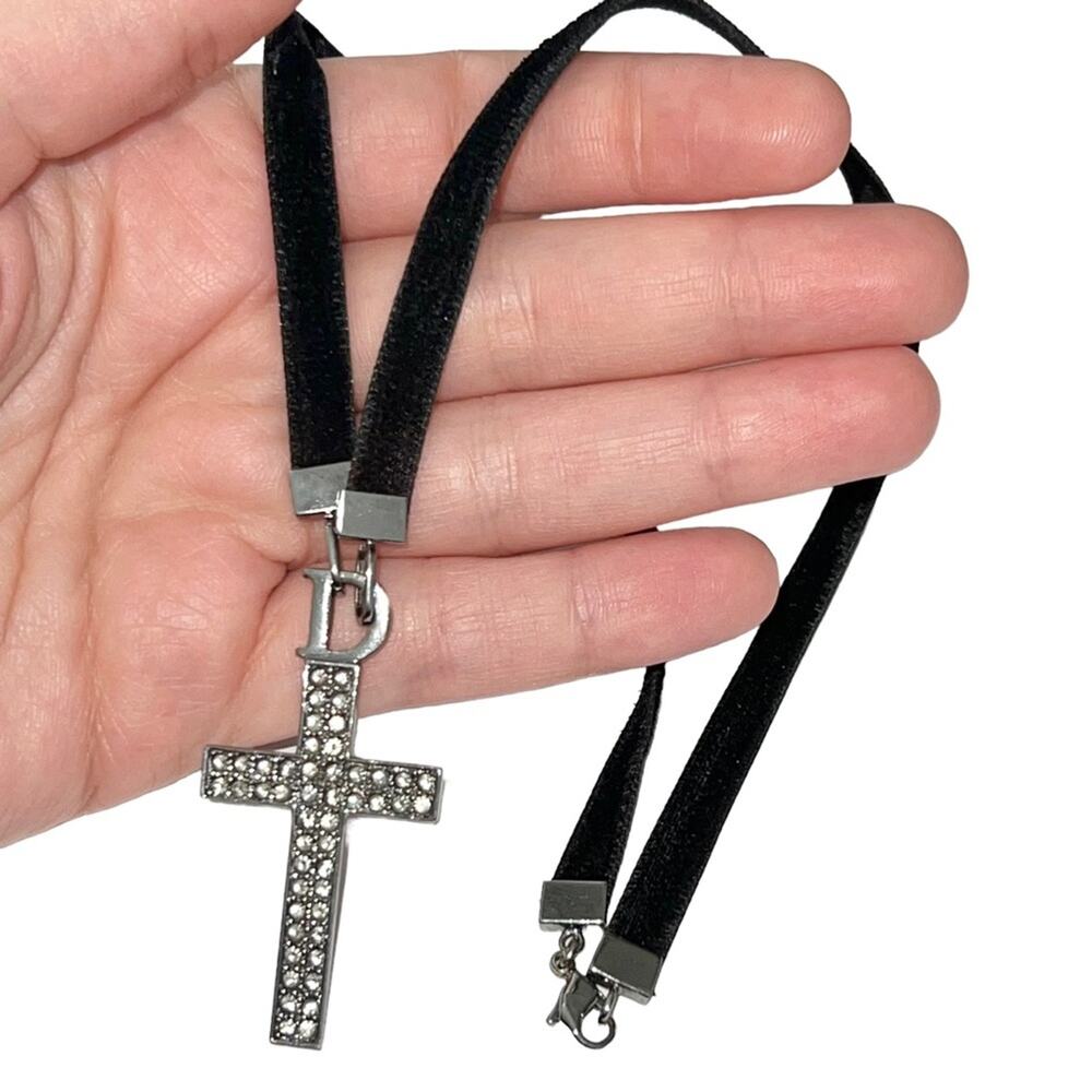 AUTH VTG Christian Dior Black Velvet Rhinestone Cross Charm Choker Necklace